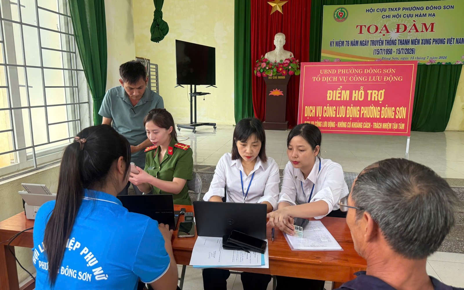 Kiosk hành chính công AI VNMAP AI ONE